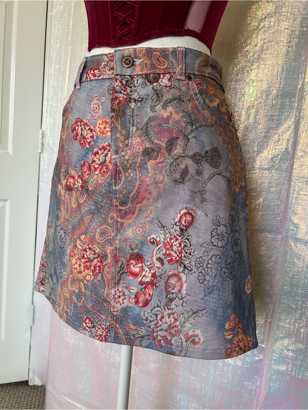 Vintage Rampage Floral Paisley Mini Skirt in Blue and Pink. Size 16.